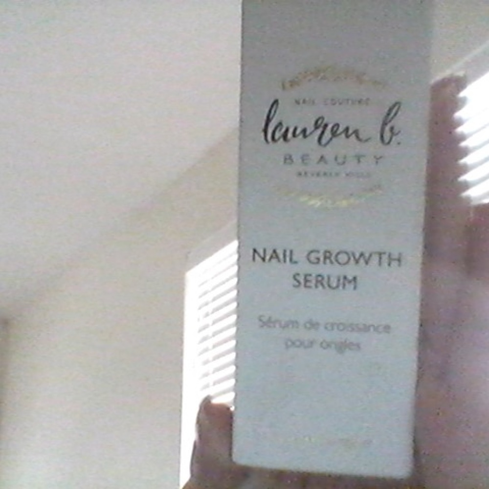 NAIL GROWTH SERUM